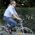 Bike-promoting minister’s cycle stolen